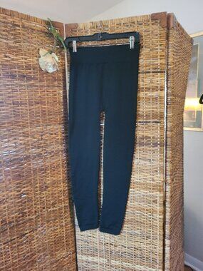 NWT Mopas Brand Fleece Lined Black Leggings One Size   TX300